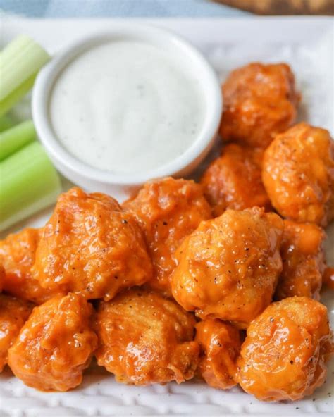 Boneless Buffalo Wings {SO Easy!} +VIDEO | Lil' Luna