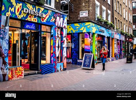 shopping in Carnaby Street , london Stock Photo - Alamy