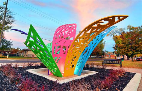 "Bloom" Public Art Sculpture | North Kansas City, MO