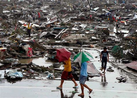 Bacolod Community Development Blog: Yolanda: A super typhoon too much ...