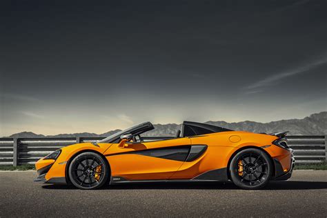 McLaren 600LT Spider Review - GTspirit