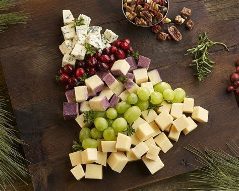 Trendy Cheese Platter Presentation Ideas Also Holiday Garings La | Holiday appetizers easy ...