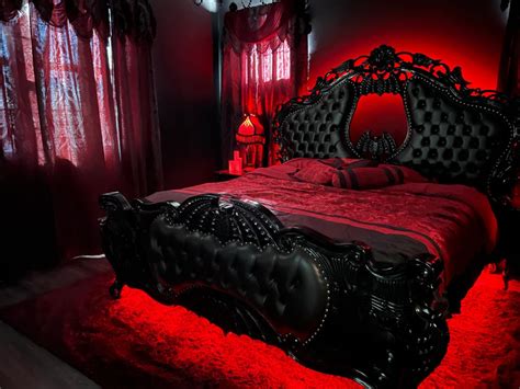 Gothic Style Decorate Your Bedroom Ways