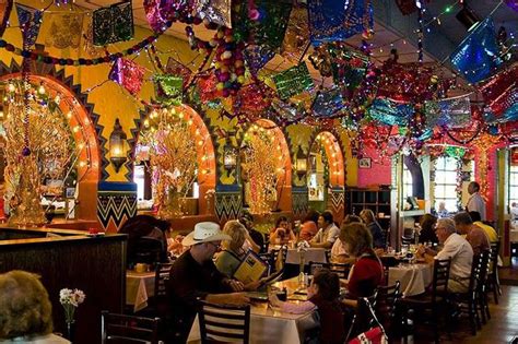 Mi Tierra Restaurant, San Antonio,TX Love this place! #mexicanpastriesbreakfast | San antonio ...