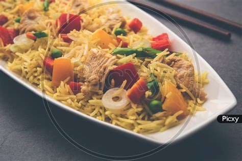 Image of Indian Chinese Fried Rice With Chicken Served In A Bowl ...