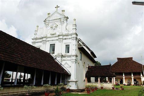 Cheriapally Church in Kottayam, Kerala Syrian Christians, Kerala India, Incredible India ...