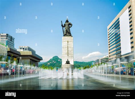 General yi hi-res stock photography and images - Alamy