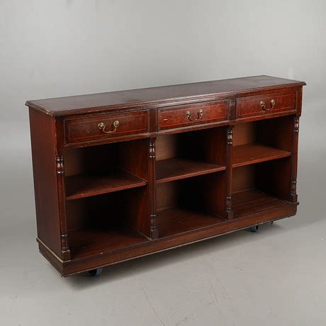 A REPRODUCTION MAHOGANY SIDEBOARD. Furniture - Cupboards & shelves ...