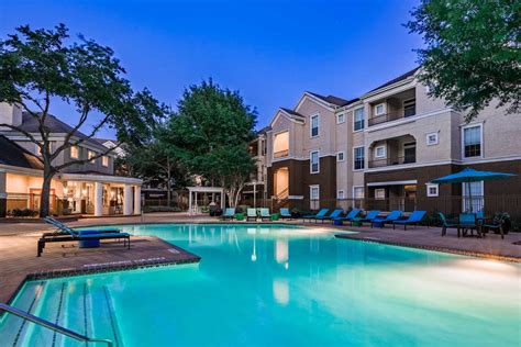 Cascade at Fountain Lake - Apartments for Rent in Stafford, Texas