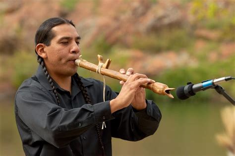 17 Best images about Native American Flute Musicians on Pinterest | Traditional, Indian music ...