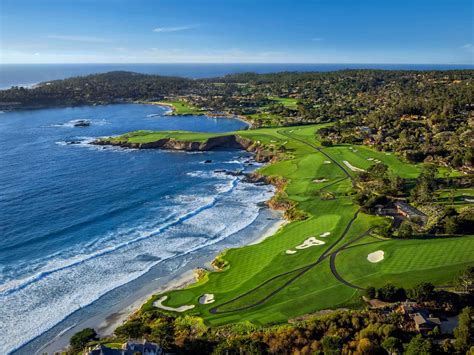 Pebble Beach Golf Links, find the best golf getaway in California