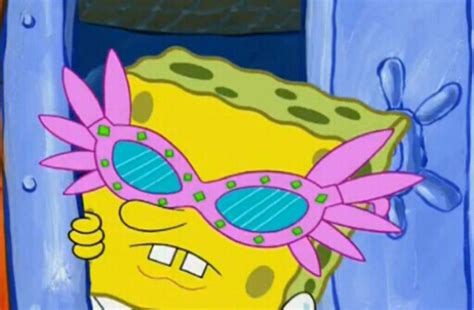 Spongebob With Glasses Wallpaper