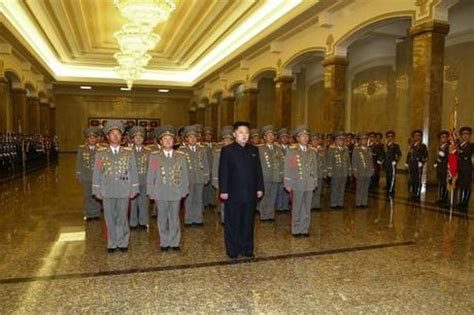 Kim Jong Un Visits Ku’msusan on 24 December - Paperblog