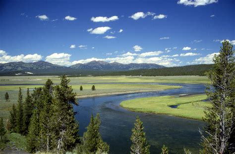 Yellowstone Mountain Information