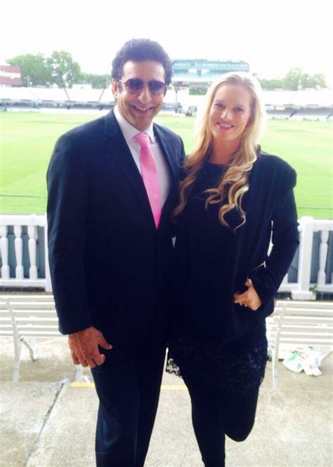 Wasim Akram wife Shaniera Expecting Her First Baby – Paki Mag