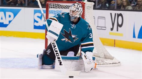 NHL -- San Jose Sharks goalie Martin Jones taking off training wheels ...