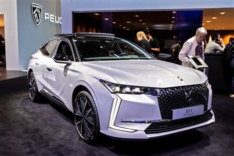 DS DS4 Crossback E-TENSE Plug-in Hybrid Car Showcased at the Paris ...