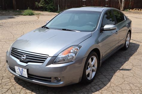 2007 Nissan Altima 3.5 SE | Victory Motors of Colorado