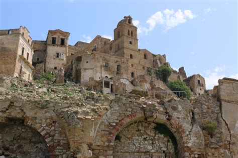 Craco Map - Basilicata, Italy - Mapcarta