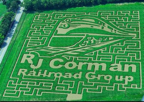 Corn Mazes Makes My Fall Complete | Corn maze, Maze, Maze design