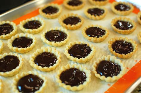 Homemade Mini Tartlet Desserts (How to make Mini Tarts) — The 350 ...