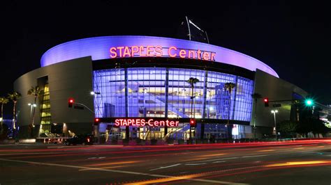 Crypto.com buys naming rights to Lakers' Staples Center in a $700 ...