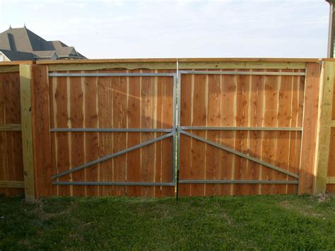 Privacy Fence Customized Fencing Solutions - Gate Designs