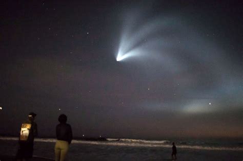 SpaceX launch lights up night sky in Southern California - ABC News