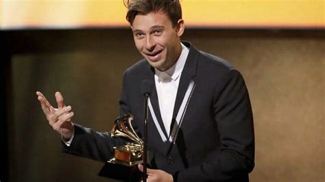 Flume's reaction to winning his first GRAMMY is inspirational and absolutely perfect - Dancing ...