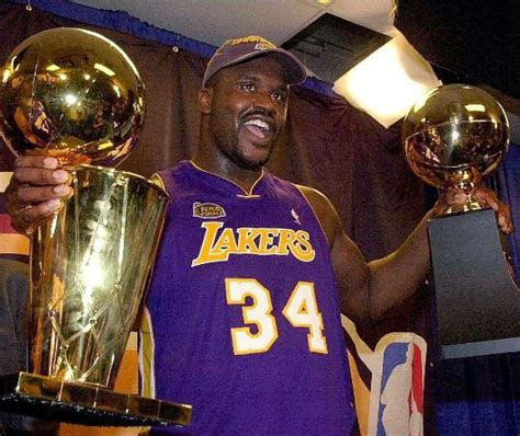 Shaq retires