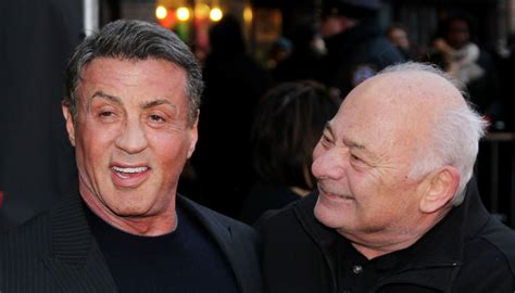 Morto Burt Young, il Paulie di "Rocky": l'addio di Sylvester Stallone