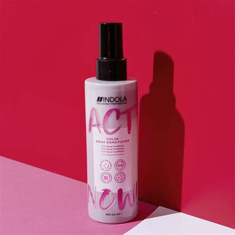 Indola ActNow! Color Spray Conditioner is een spray die jouw haren handelbaar, zacht en glanzend ...