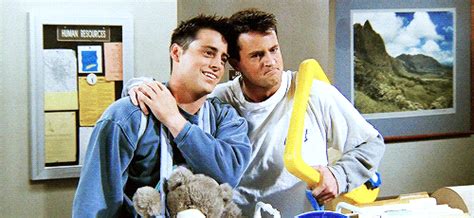 joey tribbiani chandler bing gif | WiffleGif