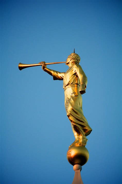 Profile View of Angel Moroni