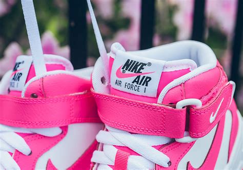 Nike Air Force 1 Mid GS "Hyper Pink" - SneakerNews.com