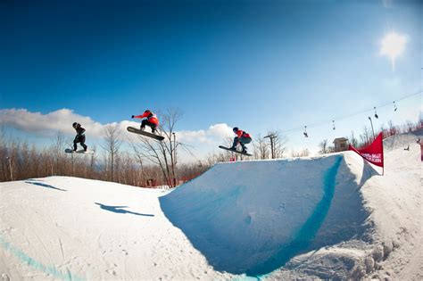 Snowboarding Rail Jam at Blue Mountain This Weekend | SkiCanada.org