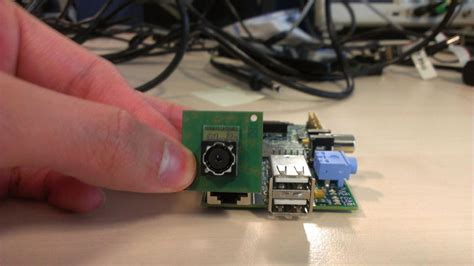 Raspberry Pi gets 5-megapixel camera module - CNET