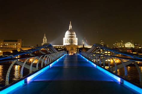 980+ London Millennium Bridge At Night Stock Photos, Pictures & Royalty ...