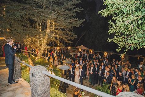 Your dream garden wedding at the Stone Manor Malibu - sergeygreen.com