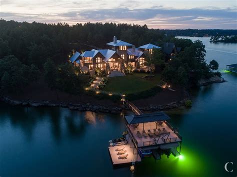 Luxury Lake House | Lake house, Waterfront homes, Lake fun