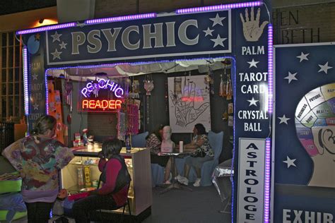 How to choose the best psychic reader?