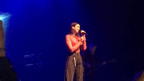 Dua Lipa - New Love (Live in Montreal 2018) - YouTube