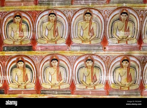 Dambulla cave paintings hi-res stock photography and images - Alamy