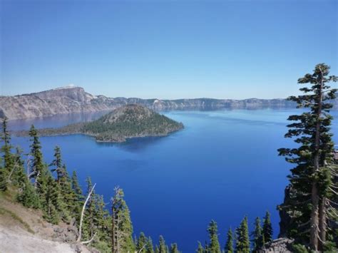 Snowshoeing at Crater Lake National Park