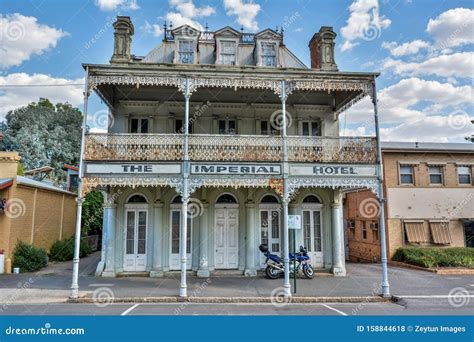 The Imperial Hotel in Castlemaine, VIC Editorial Stock Photo - Image of building, boomtown ...