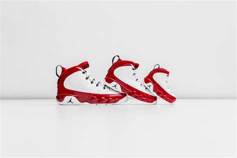 Air 9 Retro (PS) - White/Black/Gym Red – Feature