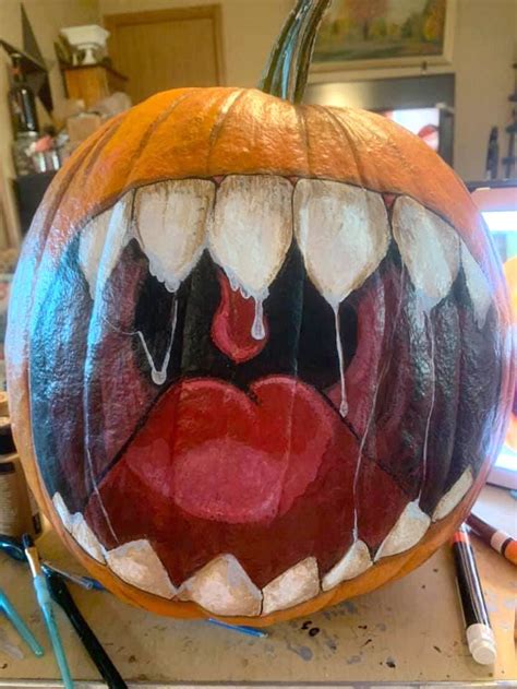 Painting pumpkins for Halloween art | Pulse | thenewsenterprise.com