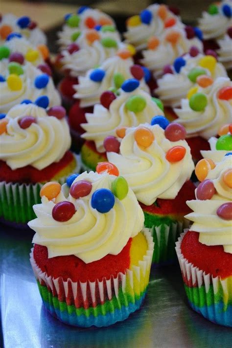 Skittles Cupcakes - Making these for Ke Asa's last day at Fifth Third ...