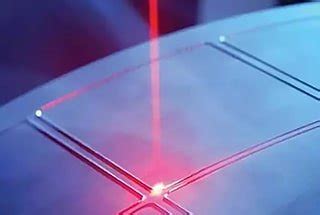 Basics of Semiconductor Laser: Working Principle, History & Applications | MachineMfg