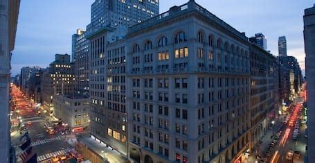 Skyline Hotel in New York, NY | Expedia